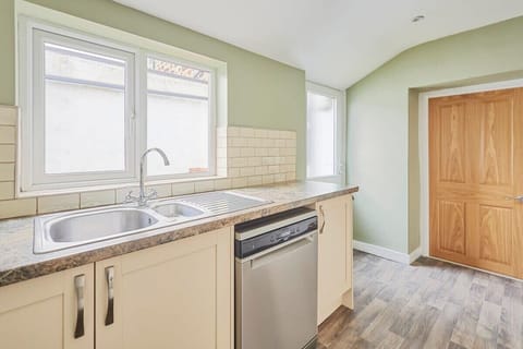 Oliver's Den, Alnwick - Host & Stay