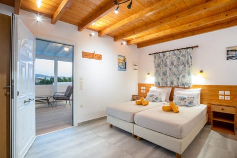 Room, 1 Bedroom, Smoking, Terrace | 1 bedroom