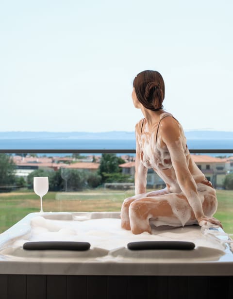 Executive Apartment with Jacuzzi | Balcony view