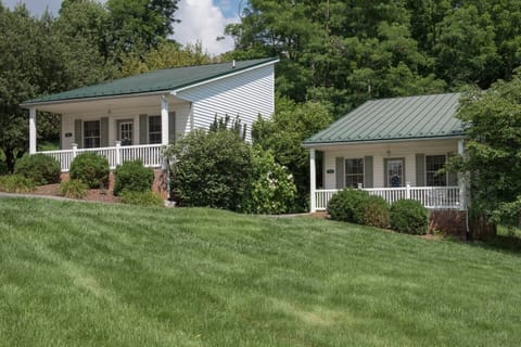 947093c9-18f4-4627-a76d-acf1d77b3044