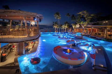 Poolside bar