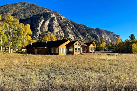 Nathrop Vacation Rental | 3BR | 3.5BA | 3,100 Sq Ft | Stairs Required | Firepit