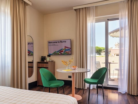 Medium Room with Terrace | Premium bedding, laptop workspace, free WiFi, bed sheets