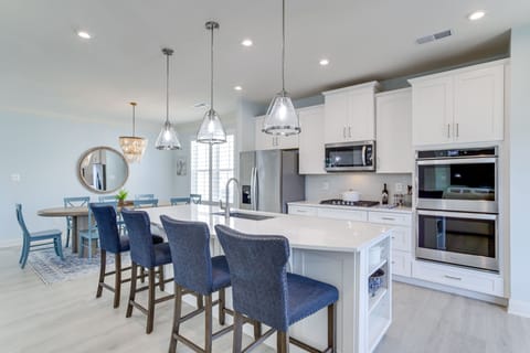 House (4 Bedrooms) | Interior