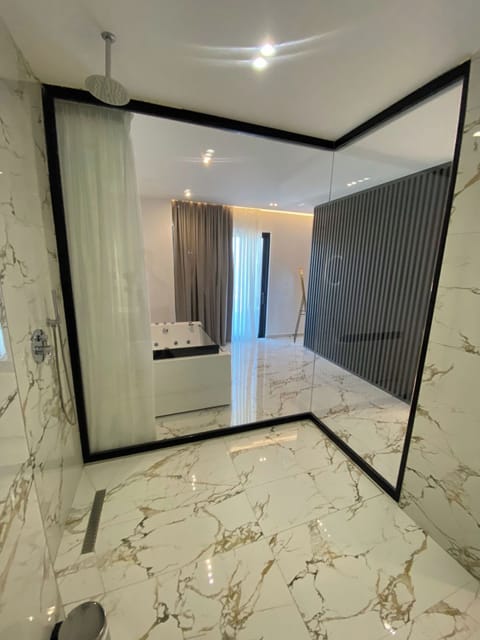 Suite, Sea View | Free WiFi