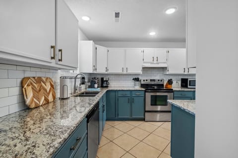 Fully stocked kitchen for all your cooking & baking needs!