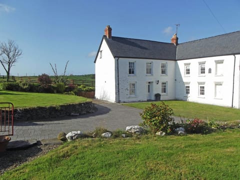 Penalltcych Farmhouse