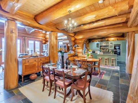 Dining Area | Molalatau Lodge, Lairg