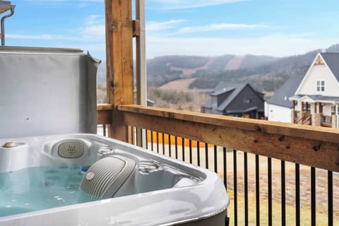 Cabin, Multiple Beds, Balcony, Garden View (The Rock at Branson Cove) | Outdoor spa tub