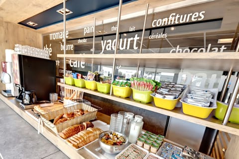 Daily continental breakfast for a fee