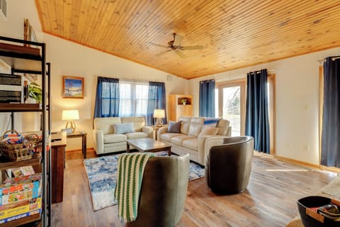 Cottage (2 Bedrooms) | Interior