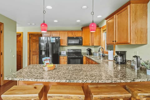 House (Multiple Bedrooms) | Interior