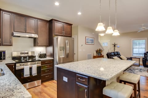 House (3 Bedrooms) | Interior