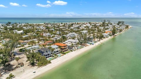 House, 3 Bedrooms | Beach | On the beach