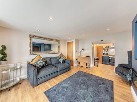 Living area | Captain’s Quarters, Teesside