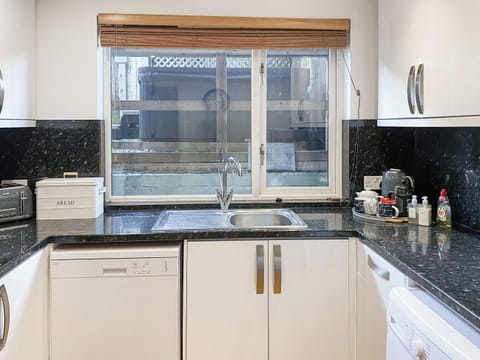Kitchen | Trebellan, Porthtowan