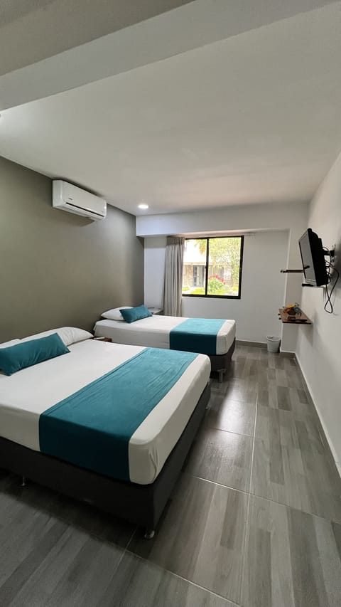Executive Room | WiFi (free), individually decorated, individually furnished, bed sheets