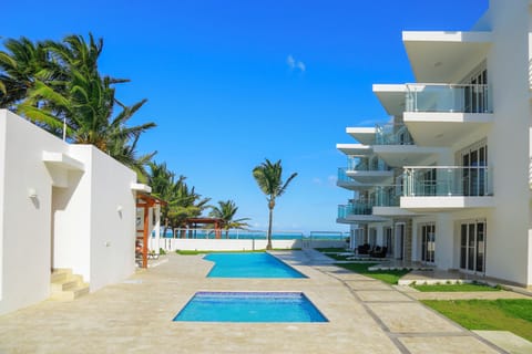 Outdoor pool, open 8:00 AM to 6:00 PM, sun loungers