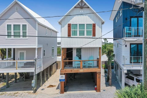 House, Multiple Beds (Bucket List) | Exterior