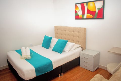 Classic Room, 1 Double Bed | Premium bedding, desk, laptop workspace, WiFi (free)