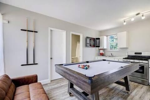 D10bd0a4 640c 46d0 a1b8 2ccd1438a6e9