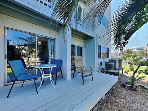 Welcome to Island Home #102 on Holiday Isle in Destin, Florida!