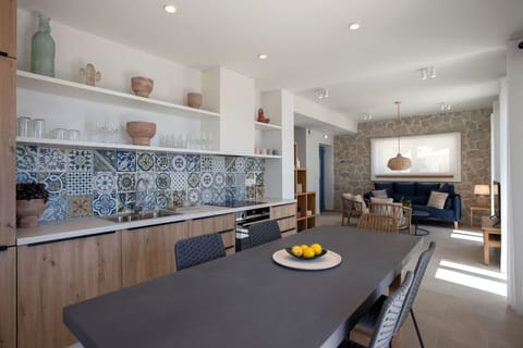 Dining Room, Kitchen