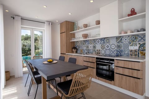 Dining Room, Kitchen