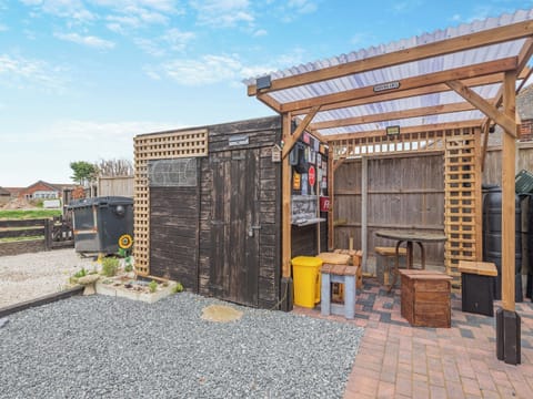 Outdoor area | Mill House, Trusthorpe, Mablethorpe