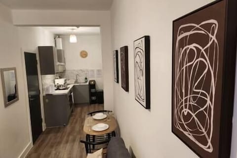 1bc25e61-777e-4f0b-8155-1b0396295eec