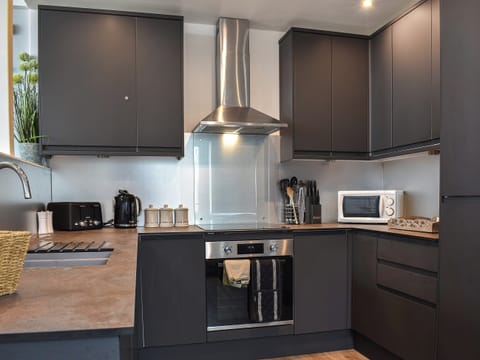 Kitchen | Seapool Retreat, Westward Ho