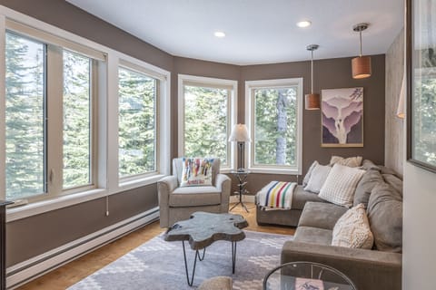 Tamarak Suite is a Cozy and Bright 2 Bedroom Suite