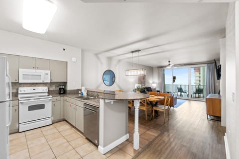 Full Kitchen with Bar Seating