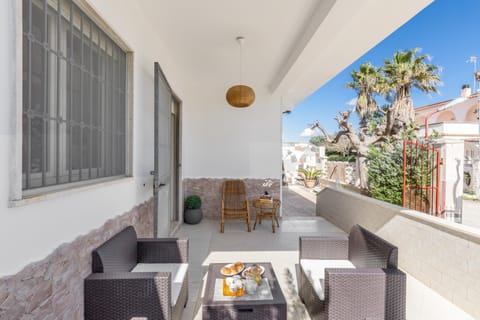 Apartment | Terrace/patio