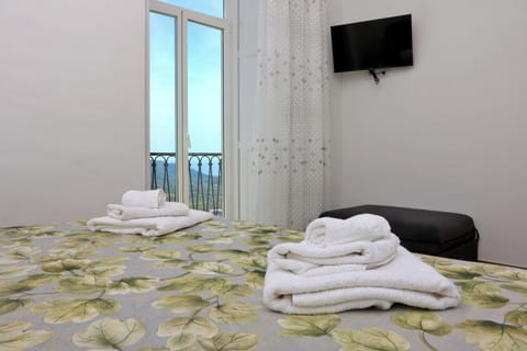 Comfort Room | 1 bedroom, memory foam beds, free WiFi, bed sheets