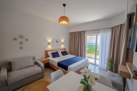Double Room, Sea View | Hypo-allergenic bedding, soundproofing, free WiFi