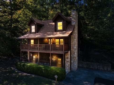 Cabin, 4 Bedrooms | Exterior