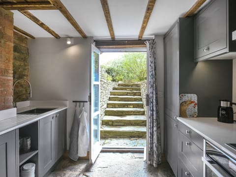 Lower Ground Floor Kitchen | The Haven, Ludlow