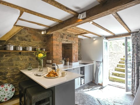 Lower Ground Floor Kitchen | The Haven, Ludlow