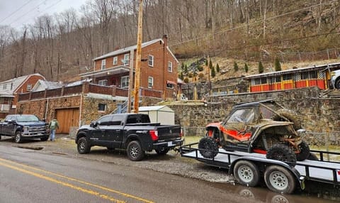 Plenty of Parking for trucks and trailers