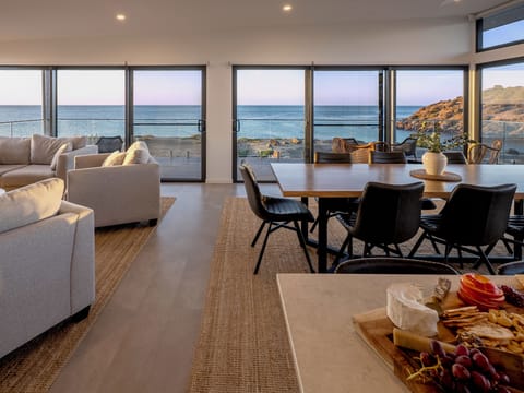 Stay in luxury apartment - Stay in luxury apartment
family friendly luxury accommodation Penneshaw Kangaroo Island holiday rental