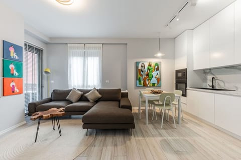Living room & fully-equipped kitchen