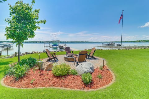 Alexandria Vacation Rental | 3BR | 2BA | 1,994 Sq Ft | 2 Steps for Access