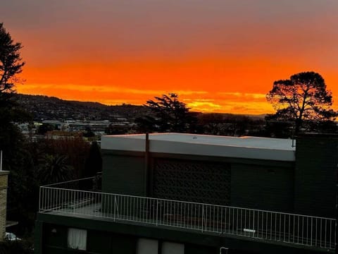 Sunsets like this come standard. Enjoy the sky show right from the balcony.
