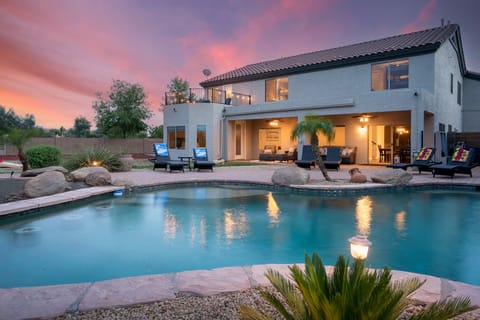 Mesa Vacation Rental | 5BR | 3BA | 4,200 Sq Ft | Stairs Required