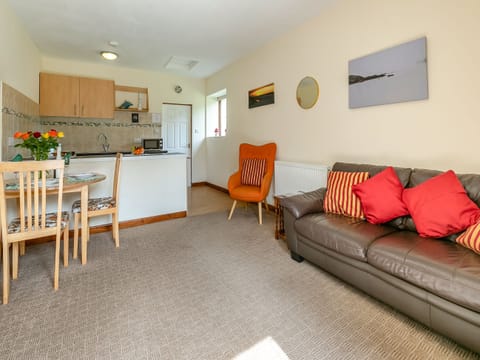 Open plan living space | Contention Barn, Perranporth