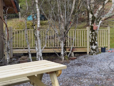 Sitting-out-area | Coillessan Lodge, Inverkirkaig