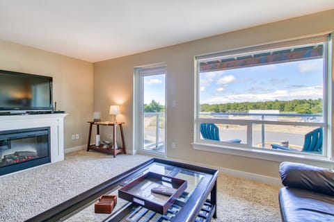 1027 Vacation by the Sea