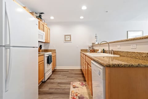 1313 Vacation by the Sea