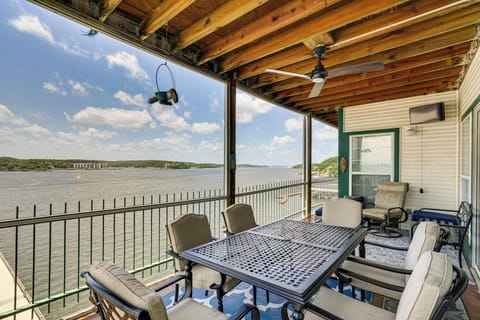 Apartment (3 Bedrooms) | Front of property
